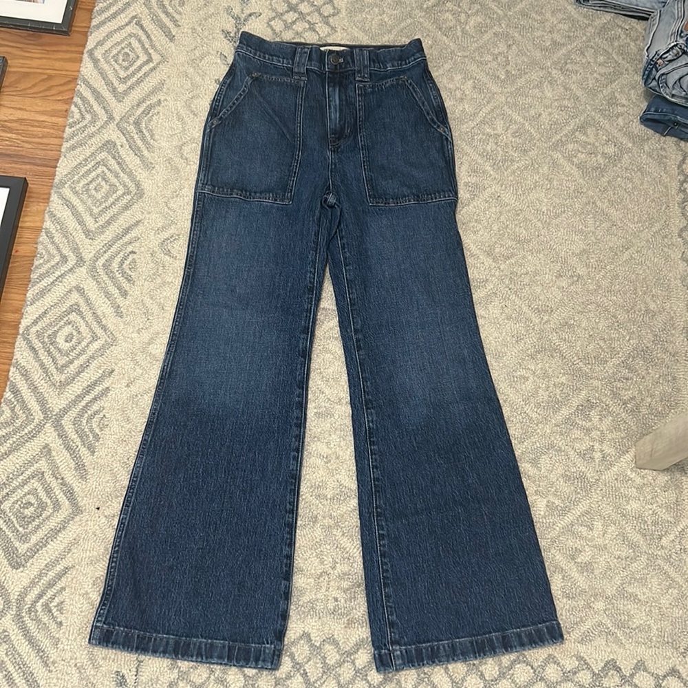 NWOT Madewell 11-inch High Rise Flare Jeans